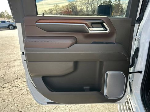 Used 2024 GMC Sierra 3500 Denali w/ Denali Reserve Package image 22