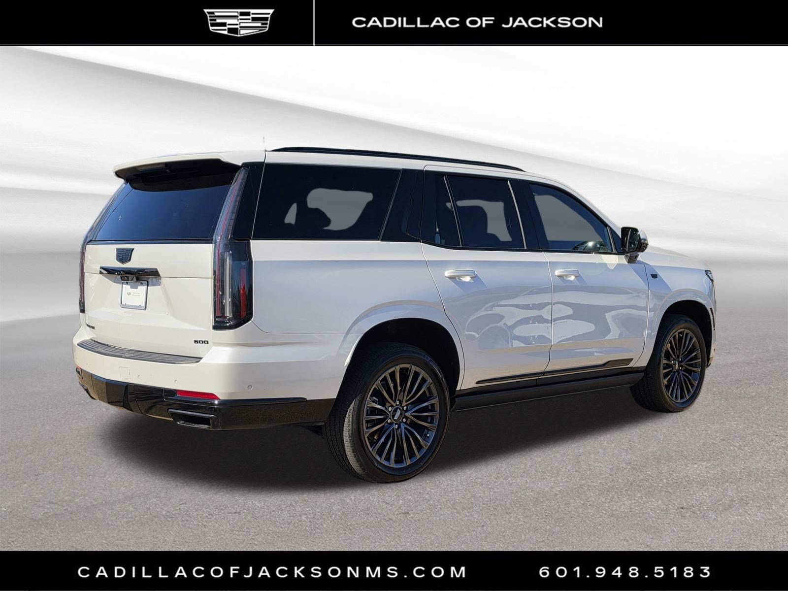 Used 2025 Cadillac Escalade Sport Platinum w/ LPO, Floor Liner Package AWD/4WD image 4