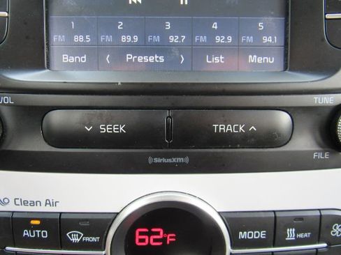 Used 2017 Kia Soul EV-e image 42