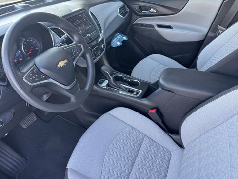 Used 2023 Chevrolet Equinox LT image 9