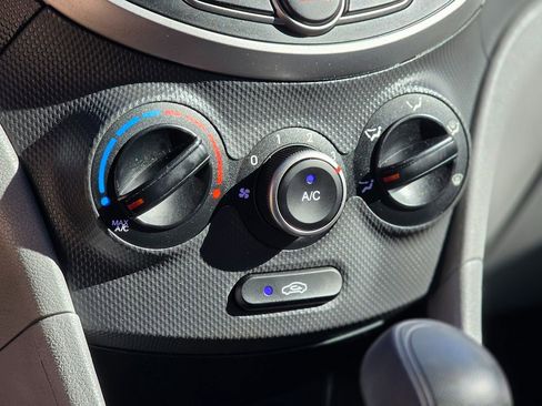 Used 2017 Hyundai Accent SE image 31