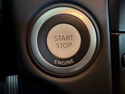 Used 2009 Nissan 370Z Touring w/ Sport Pkg image 21