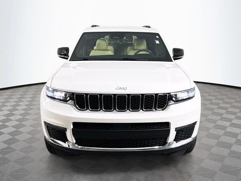 Used 2025 Jeep Grand Cherokee L Limited AWD/4WD image 2