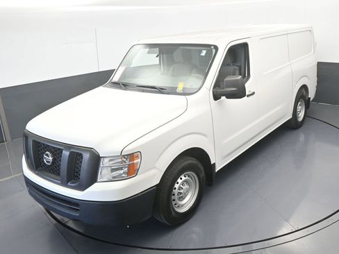 Used 2020 Nissan NV 1500 S image 42