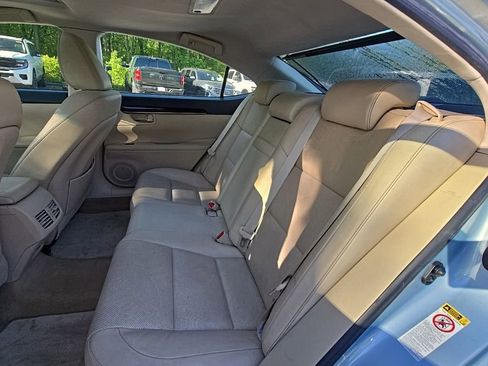 Used 2013 Lexus ES 350 w/ Luxury Pkg FWD image 15
