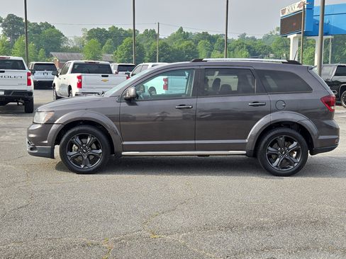 Used 2020 Dodge Journey Crossroad w/ Popular Equipment Group image 13