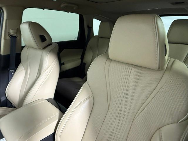 Used 2022 Acura MDX w/ Advance Package AWD/4WD image 31