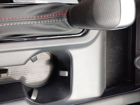 New 2026 Nissan Sentra SR w/ SR Premium Package FWD image 22