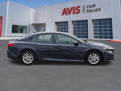Used 2025 Toyota Camry LE FWD image 7