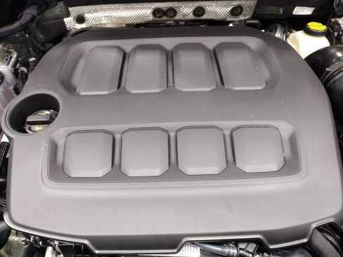 New 2025 Volkswagen Tiguan SE R-Line image 6