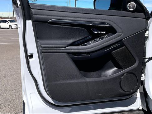 Used 2021 Land Rover Range Rover Evoque SE image 21