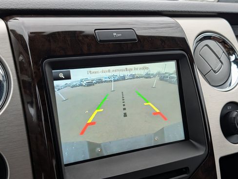 Used 2014 Ford F150 Platinum image 21