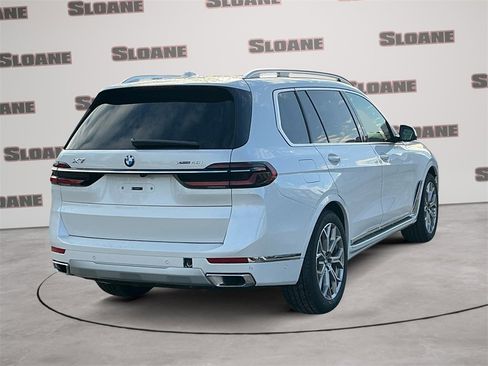 New 2026 BMW X7 xDrive40i w/ Premium Package image 5