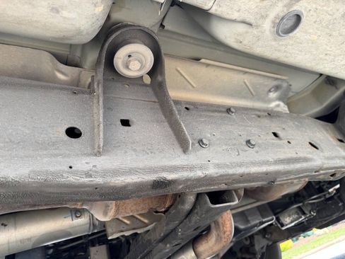 Used 2017 Chevrolet Express 2500 RWD image 7