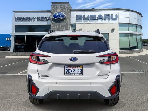 Used 2024 Subaru Crosstrek 2.5i Limited w/ Crosstrek Mirror Package AWD/4WD image 5