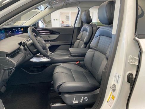 New 2026 Lincoln Nautilus Reserve AWD/4WD image 22