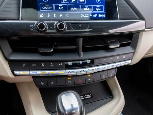 Certified 2023 Cadillac CT4 Premium Luxury AWD/4WD image 29