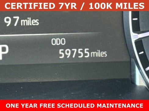 Used 2022 Toyota Highlander XLE AWD/4WD image 29