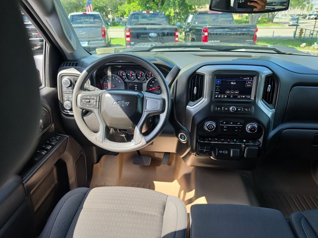 Used 2025 Chevrolet Silverado 2500 Custom w/ Custom Value Package AWD/4WD image 17