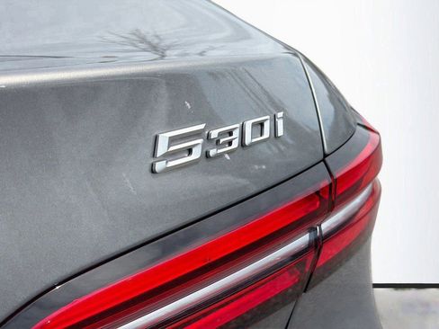 New 2026 BMW 530i w/ Convenience Package RWD image 11