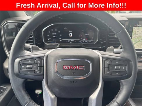 Used 2023 GMC Sierra 1500 SLT w/ SLT Premium Package AWD/4WD image 5