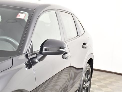 Certified 2025 Honda HR-V Sport image 13