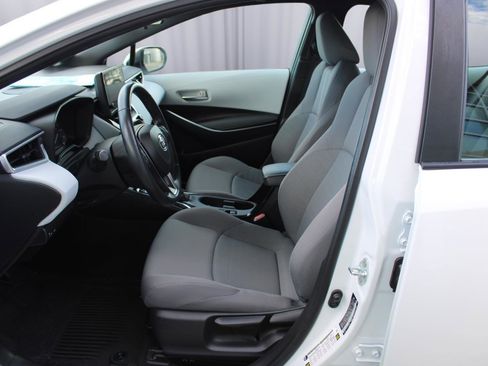 Certified 2023 Toyota Corolla SE image 30
