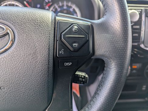 Used 2018 Toyota 4Runner TRD Off-Road AWD/4WD image 18