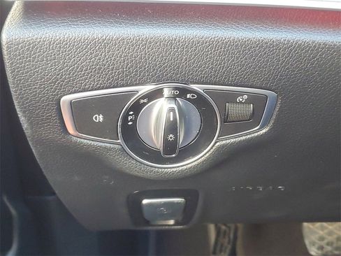Used 2018 Mercedes-Benz E 300 4MATIC w/ Premium 1 Package image 21