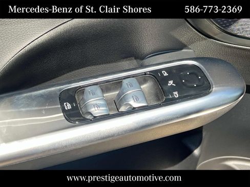 Certified 2025 Mercedes-Benz C 300 Sedan image 22