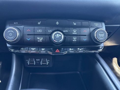Used 2021 Dodge Durango GT AWD/4WD image 23