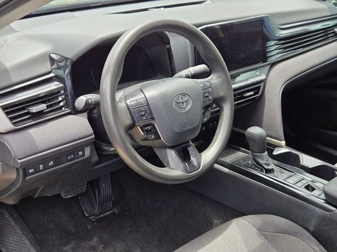 Used 2025 Toyota Camry LE FWD image 6