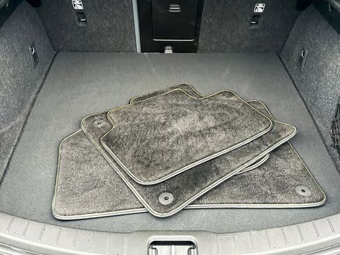 Used 2021 Polestar Polestar 2 w/ Performance Package image 27