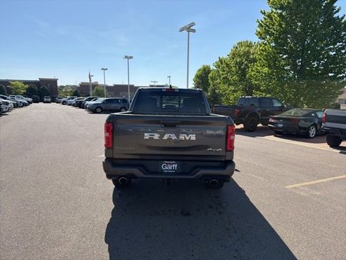 Used 2025 RAM 1500 Laramie w/ Sport Appearance Package AWD/4WD image 4