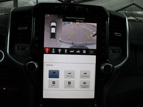 Used 2023 RAM 2500 Laramie AWD/4WD image 37