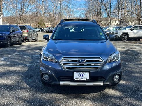 Used 2017 Subaru Outback 2.5i Limited image 4