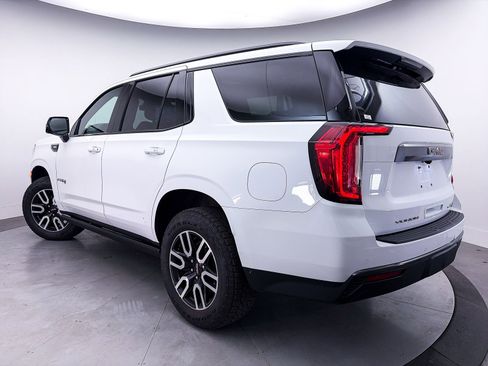 Used 2021 GMC Yukon AT4 w/ AT4 Premium Package AWD/4WD image 2