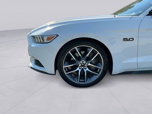 Used 2016 Ford Mustang GT Premium w/ Equipment Group 401A RWD image 9
