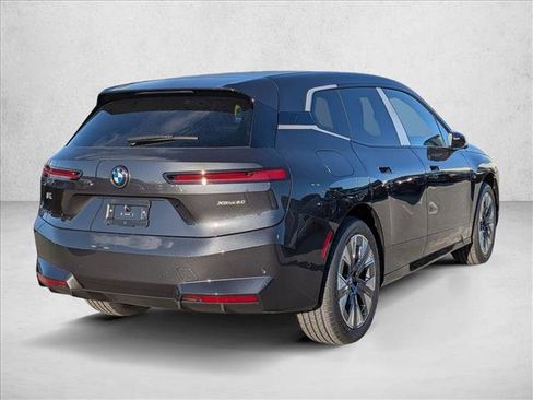 New 2026 BMW iX xDrive60 image 2