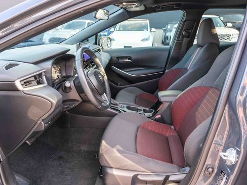 Certified 2024 Toyota Corolla SE w/ SE Premium Package FWD image 20