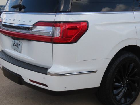 Used 2020 Lincoln Navigator Reserve w/ Equipment Group 208A Reserve AWD/4WD image 10