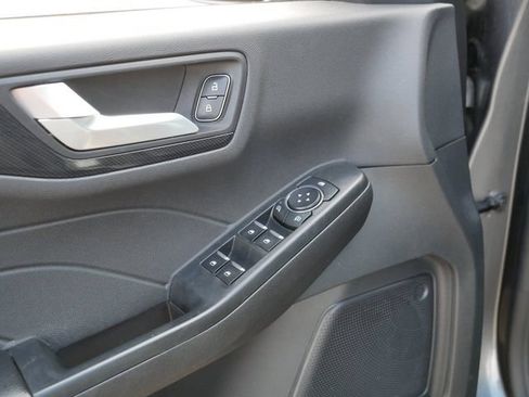 Used 2025 Ford Escape ST-Line AWD/4WD image 16