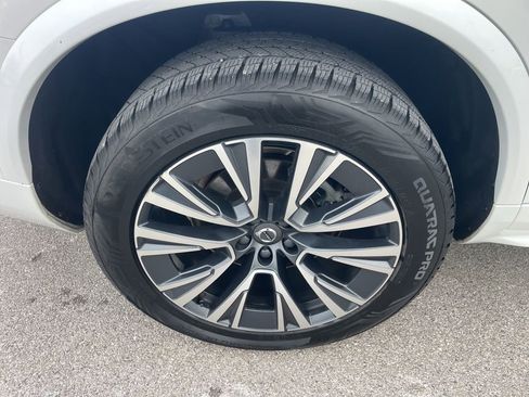 Used 2022 Volvo XC90 T6 Momentum image 15