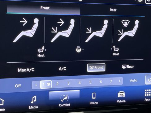 Used 2025 Chrysler Pacifica Select FWD image 22