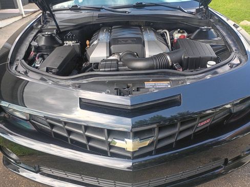Used 2010 Chevrolet Camaro SS w/ RS Package RWD image 33