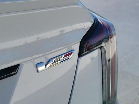 Used 2021 Cadillac CT5 V w/ Premium Package image 7