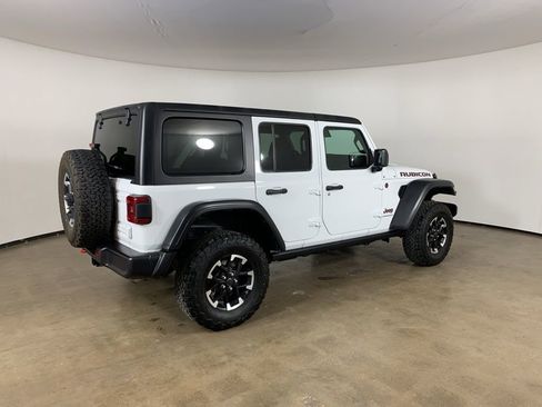 Used 2025 Jeep Wrangler Unlimited Rubicon AWD/4WD image 8