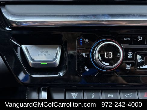New 2026 GMC Sierra 2500 Denali Ultimate AWD/4WD image 18