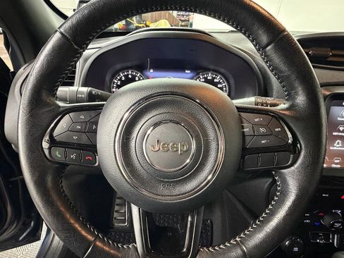 Used 2021 Jeep Renegade Latitude w/ Convenience Group image 29