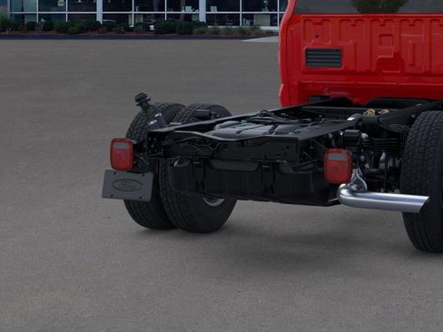 New 2026 Ford F350 XL w/ XL Chrome Package image 29